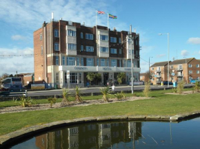 County Hotel